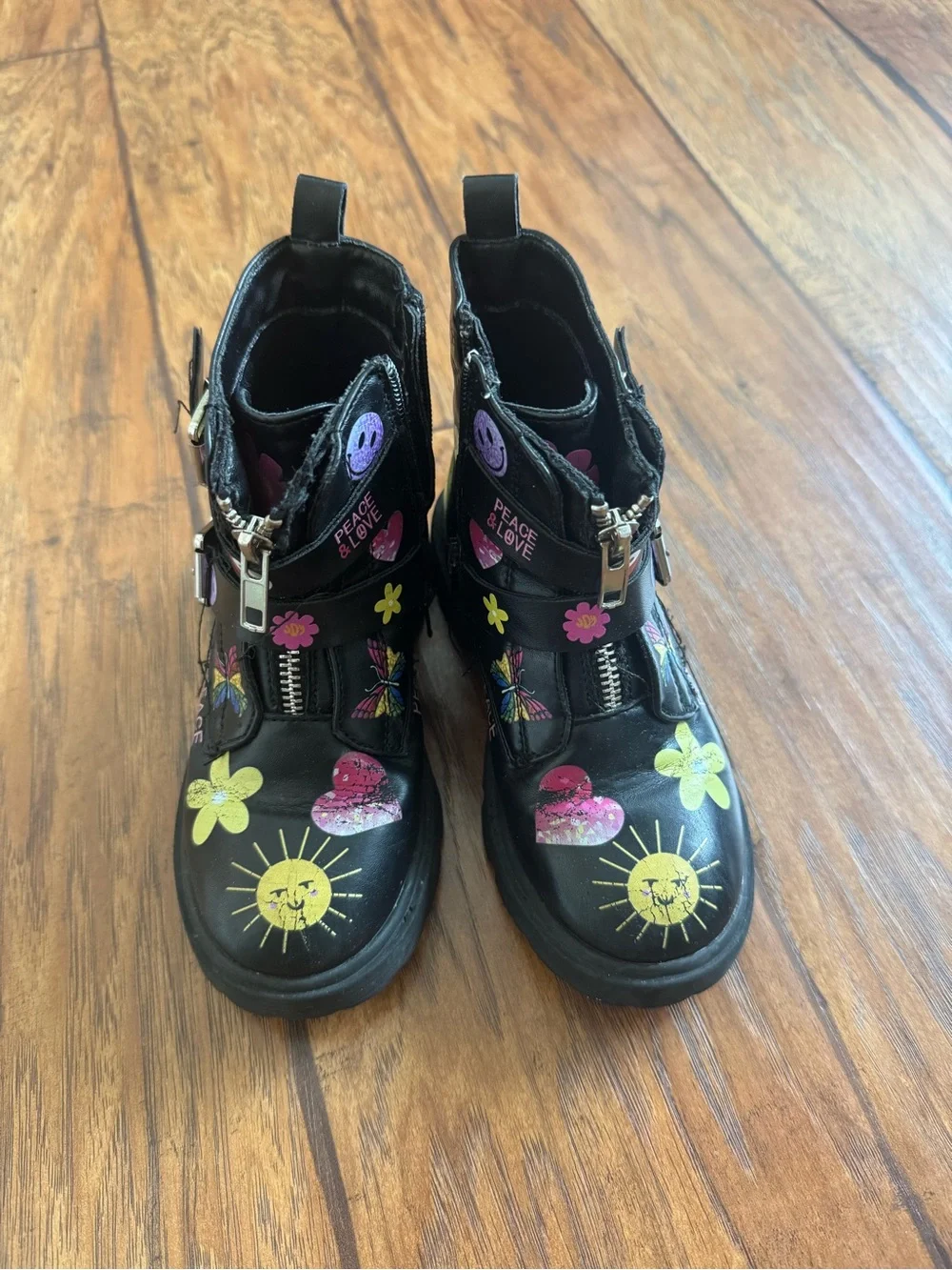 Steve Madden Girls Peace & Love Combat Boots – Size 12 Toddler